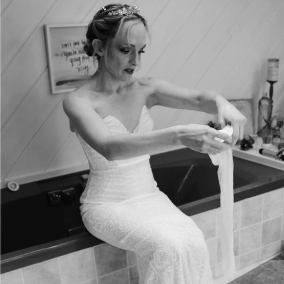 Meet your Posher, Lisa - Picture 3 of 4